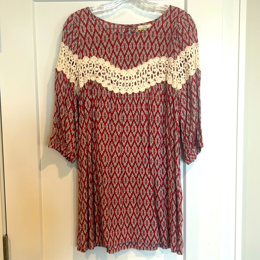 Like new!Kori America size M. Reddish and cream pattern.